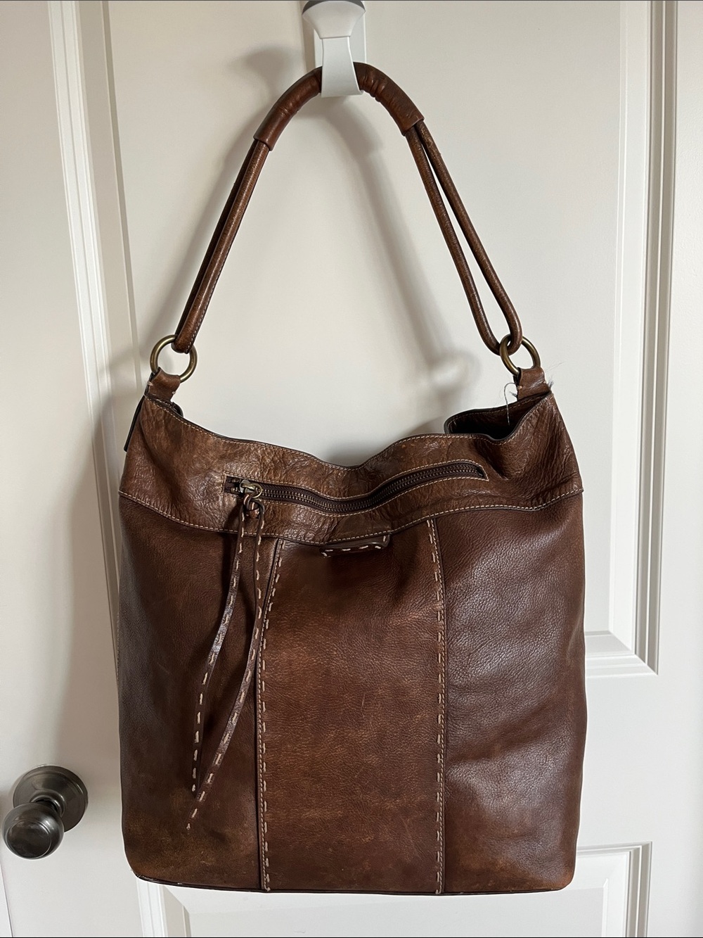 Club Monaco’s Brown Leather Shoulder Bag - Classic Hobo Tote - Picture 1 of 14